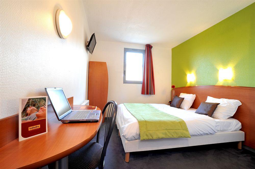 The Originals City, Hotel Novella Confort, Nantes Est Carquefou Exteriér fotografie
